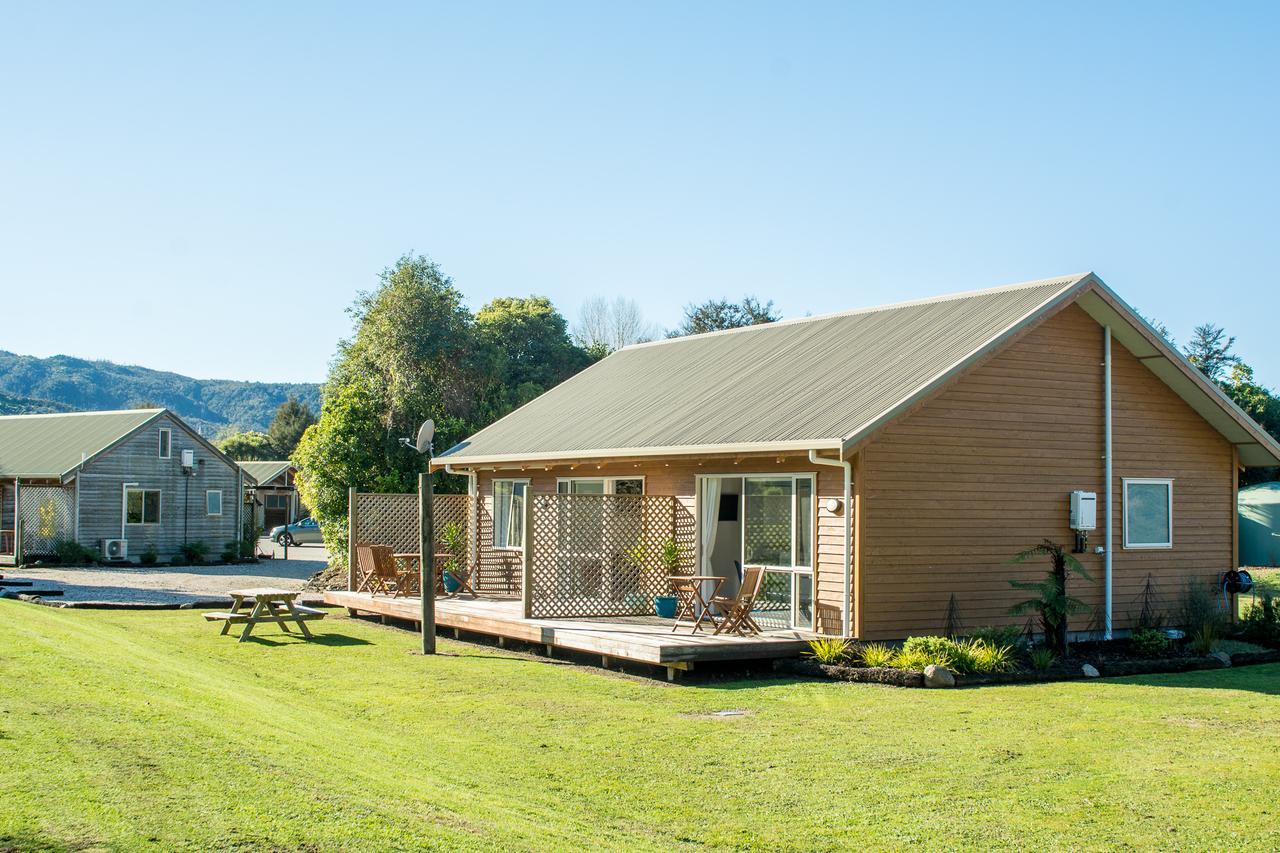 Abel Tasman Lodge Marahau Exterior photo